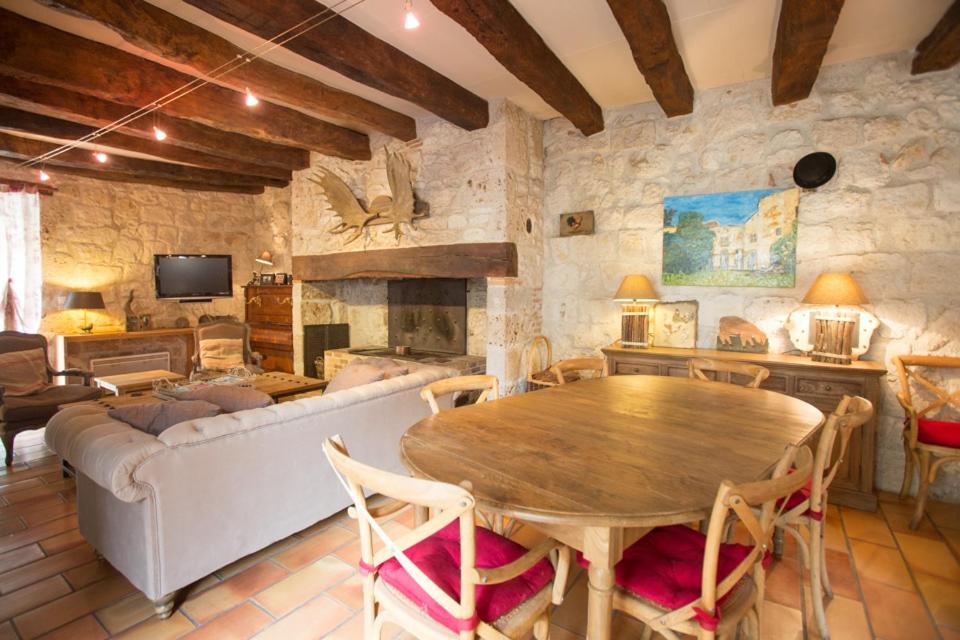 Chateau De Pleneselve Bon-Encontre Eksteriør bilde
